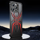 Husă iPhone 15 Pro Armor Protective, perspectivă 45 de grade, design Păianjen negru-roșu