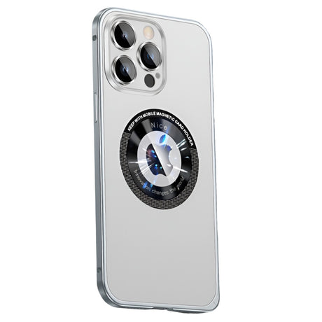 Husă MagSafe iPhone 15 Pro Max din metal și TPU gri metalizat, vedere frontală cu protecție cameră