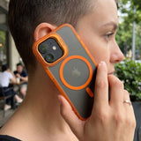Husa de Protectie Telefon, Flippy, Compatibila cu iPhone 17, MagSafe, Acrylic, Suport Metalic Protectie Camera, Anti-Soc, Portocaliu