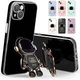 Husă iPhone 14 Plus neagră cu print astronaut, unghi lateral drept, protecție antisoc TPU