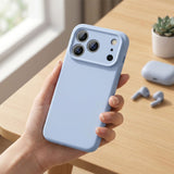 Husă Flippy MagSafe Shield iPhone 17 Pro Max albastru, detaliu magnet integrat și textură mată