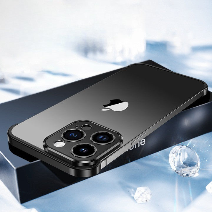 Capac metalic pentru colțul superior al iPhone 15 Pro din aliaj antisoc, detaliu unghi de montaj