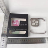 Capac metalic pentru colțul superior al iPhone 15 Pro Max din aliaj metalic, detaliu aproape