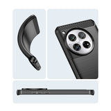 Detaliu colț husă OnePlus 12 TPU carbon negru, protecție întărită la impact, unghi apropiat