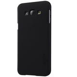 Husa Samsung Galaxy A8 2015 Nillkin Frosted Shield Negru + Folie de protectie - vivimall.ro