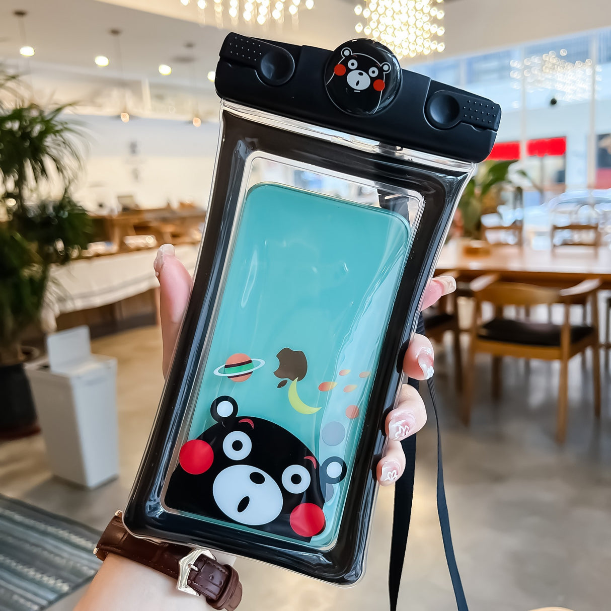 Husa subacvatica Mascot Waterproof Flippy, Snowproof, Universala, cu Snur, pentru telefon sau documente, Bear, Negru - vivimall.ro