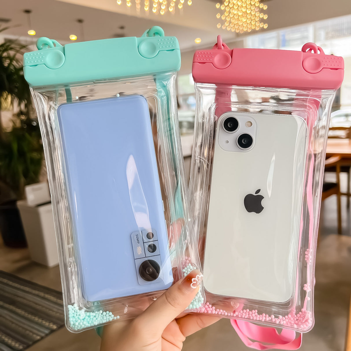 Husa subacvatica Waterproof Flippy, Snowproof, Universala, Senzoriala, cu Snur, pentru telefon sau documente, Verde Menta - vivimall.ro