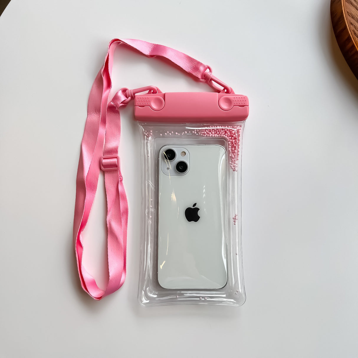 Husa subacvatica Waterproof Flippy, Snowproof, Universala, Senzoriala, cu Snur, pentru telefon sau documente, Roz - vivimall.ro