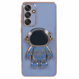 Detaliu suport integrat tip astronaut husă TPU Samsung Galaxy S24 albastru, unghi apropiat