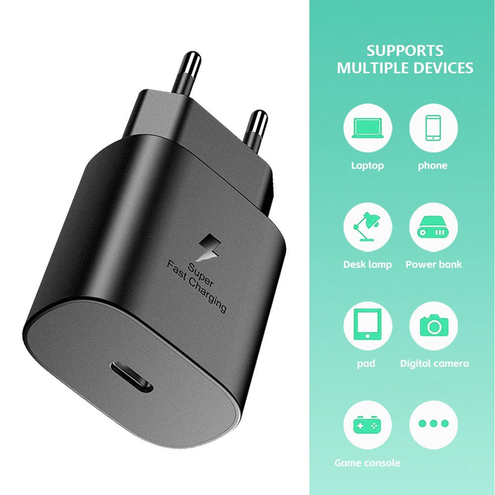 Port USB-C încărcător 25W Power Delivery, detaliu conector, negru