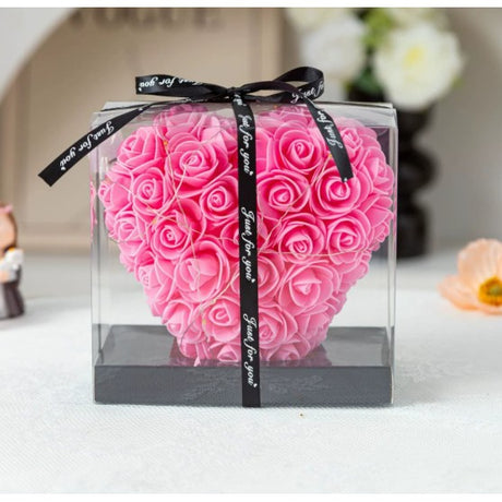 Inima din flori, Trandafiri de spuma, roz, 15x15x9 cm, Cutie 16x10x15 cm - vivimall.ro