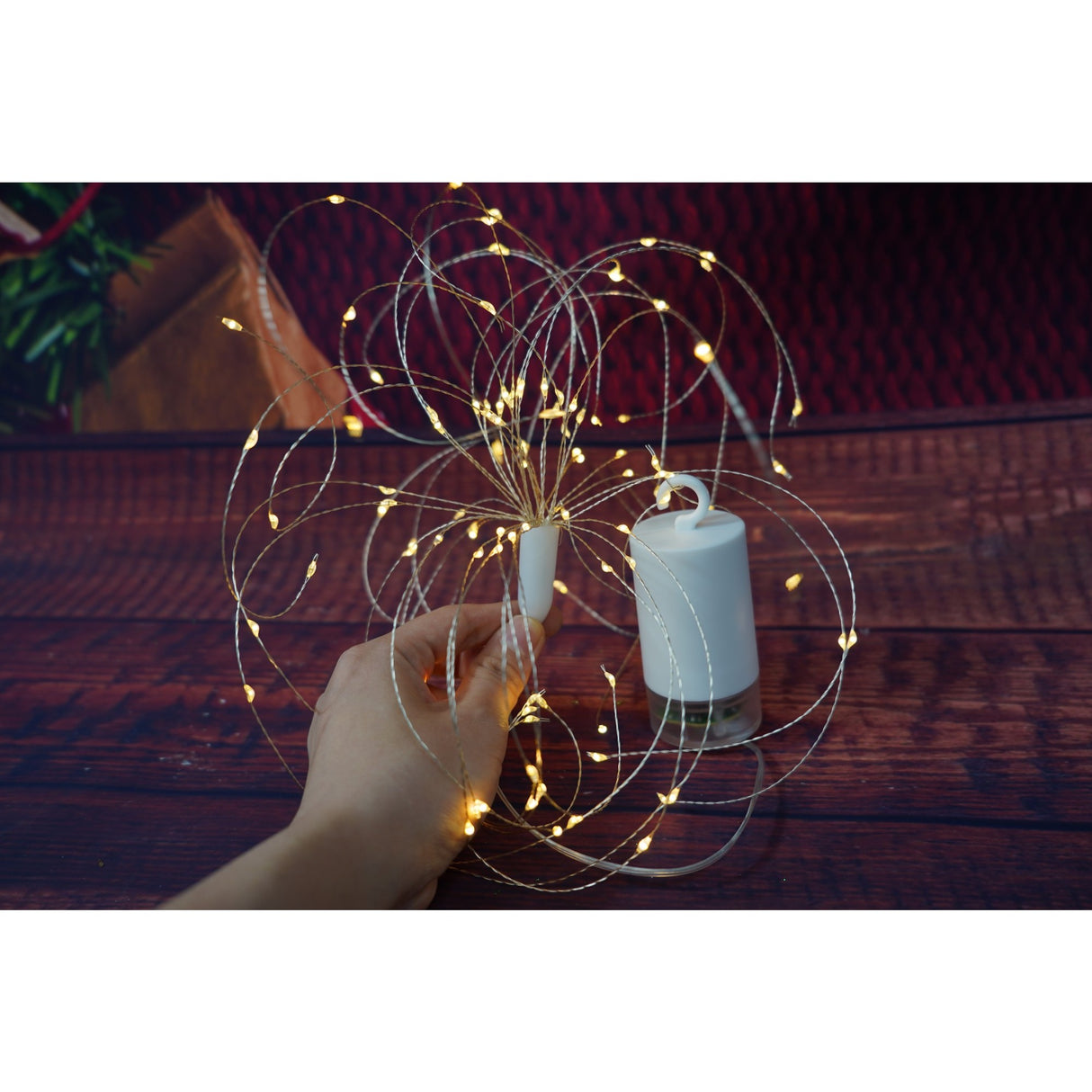 Instalatie Craciun, 120 LED-uri, alb cald, telecomanda 8 functii, cu baterii, explozie fireworks, fir cupru, interior/exterior, Vivimall - vivimall.ro