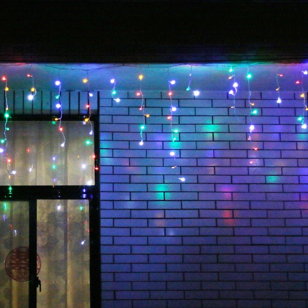 Instalatie Craciun, 20 m, 572 Led-uri ,Franjuri, Rosu / Verde/ Albastru, Flash, Transformator, Interconectabila, Prelungitor 5 m inclus, Fir Negru, Flippy - vivimall.ro