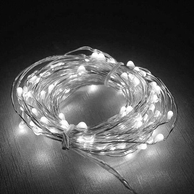 Instalatie de Craciun, Vivimall, Decoratiune de Craciun, 200 Beculete LED, cu Baterii si Telecomanda, cu 8 Functii, Lungime 20 m, Alb rece - vivimall.ro