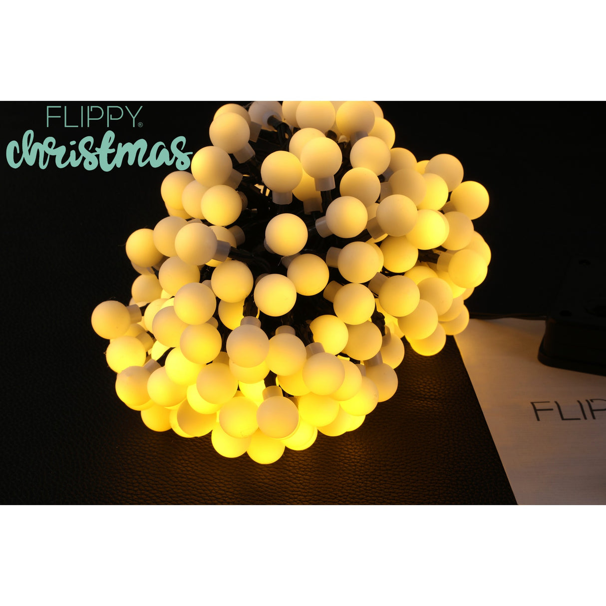 Instalatie Craciun, 22 metri, 200 de LED-uri cu ornament tip Bulb, 8 jocuri de lumini alb cald, cu energie solara, liniar, interior/exterior, Vivimall - vivimall.ro