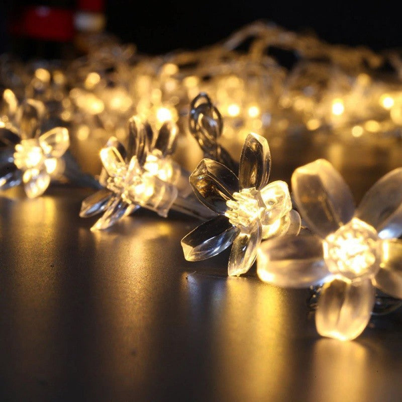 Instalatie Craciun, 5 Metri, 20 Becuri Led Tip Flori De Cires, Pentru Exterior Cu Incarcare Solara