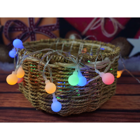 Instalatie Craciun, 6 m, 50 de LED-uri, multicolor RGB, model cu bilute, liniara, cu baterie, interior/exterior, Vivimall - vivimall.ro