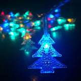 Detaliu fir transparent ghirlandă luminoasă cu brăduți, 20 LED-uri colorate aprinse