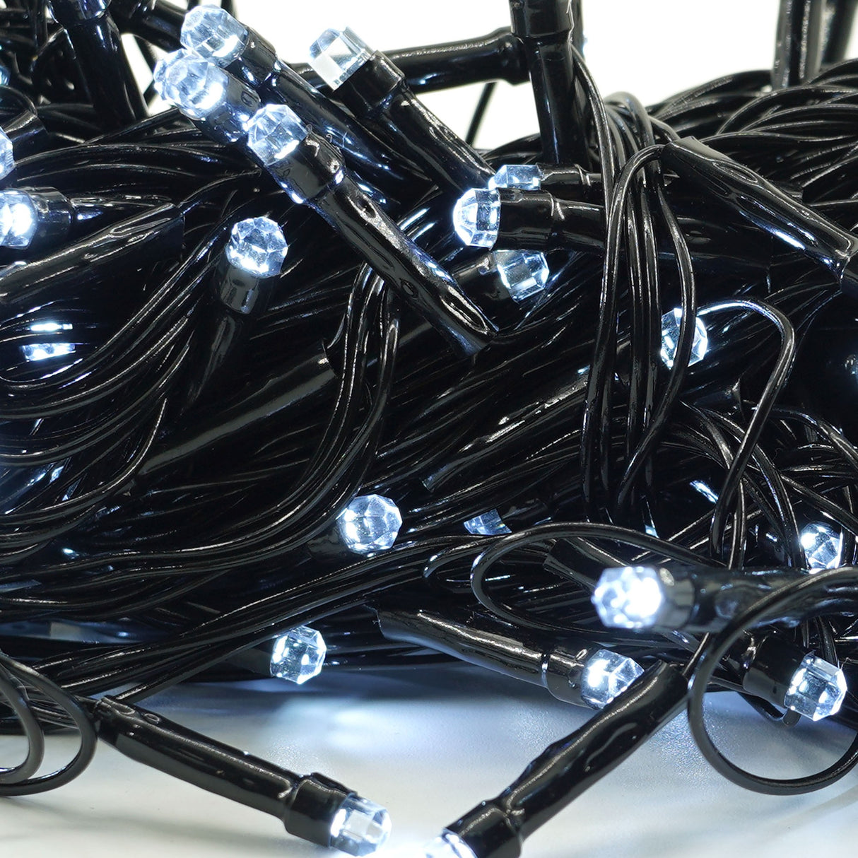 Instalatie Craciun Yoto Liniara 100 Led 9 M + 1 M Beculet Cu 6 Unghiuri Alb Rece Fir - vivimall.ro