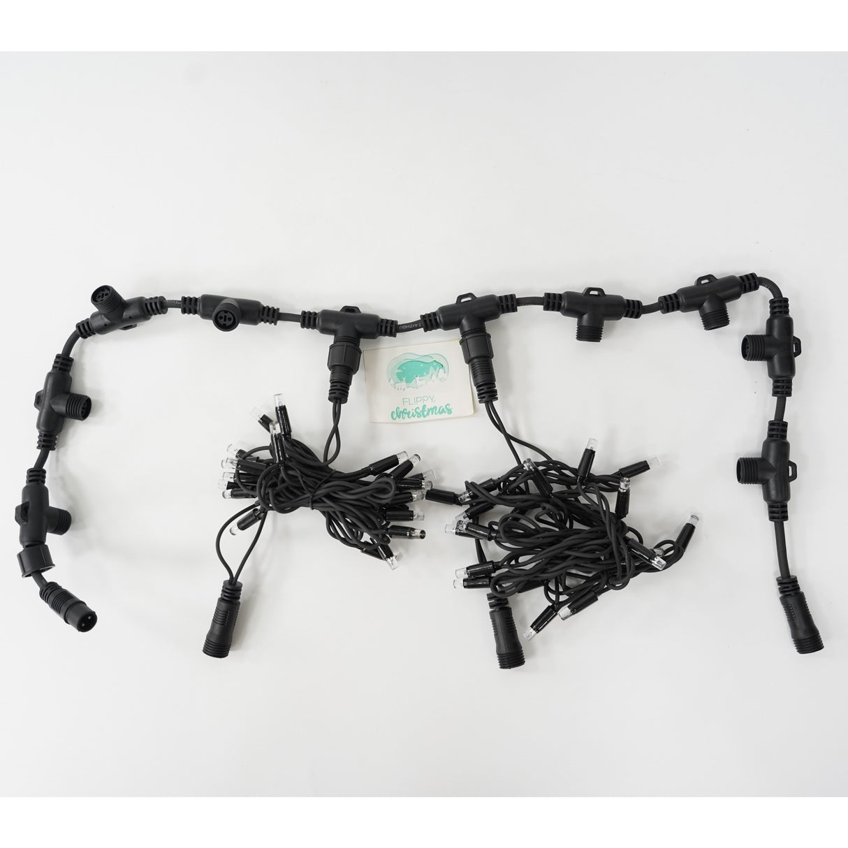 Instalatie Craciun Profesionala de Exterior IP65, Tip Perdea, 12m x 2m, 2400 Led-uri Mari, Alb rece, cu flash, Alimentator 1,5 m, Interconectabila, Fir negru, Vivimall - vivimall.ro