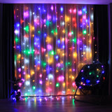 Instalatie Craciun, Tip Perdea IP44, 3m x 1m, 100 Led-uri, Multicolor, USB si telecomanda cu 8 functii, Vivimall - vivimall.ro