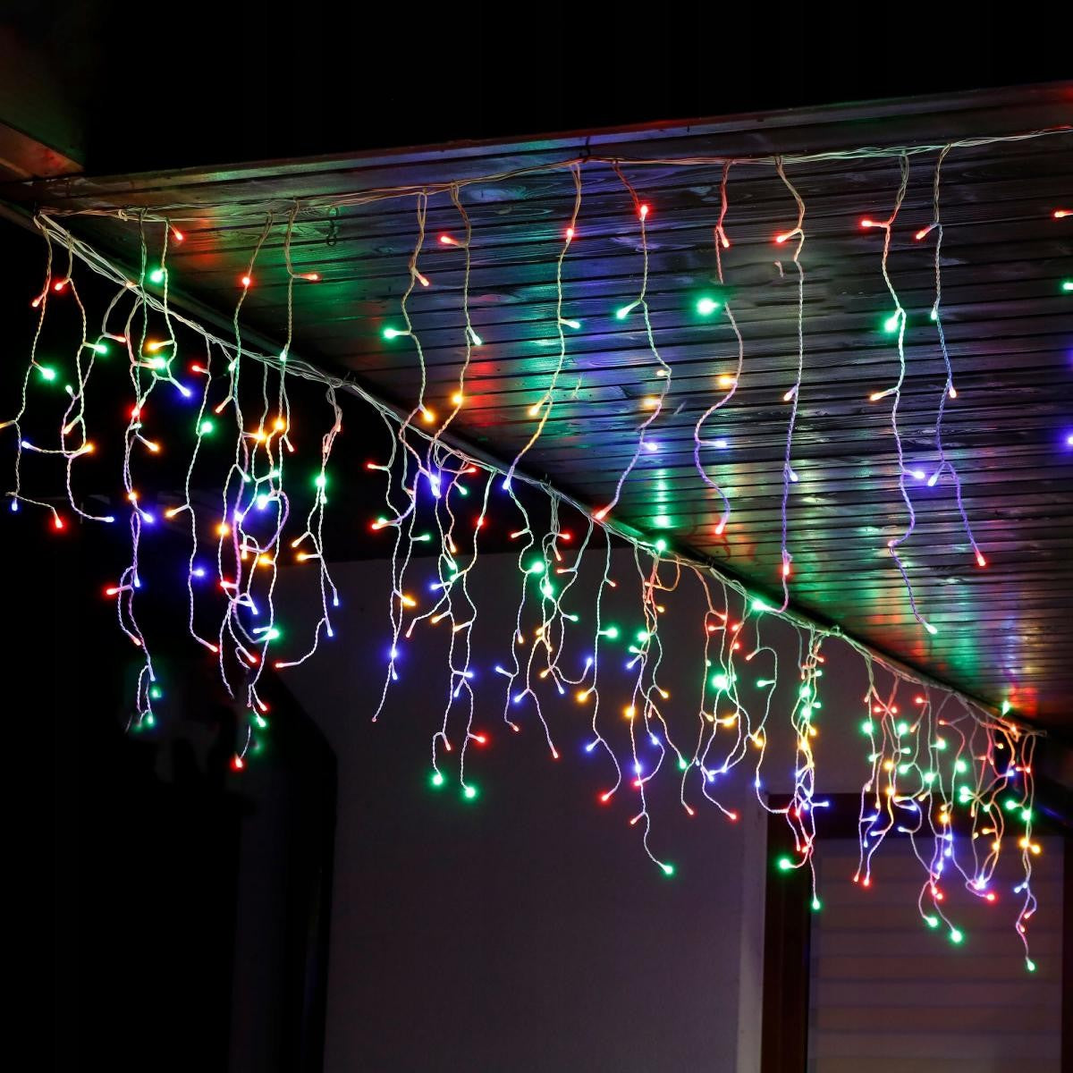 Instalatie Craciun Yoto, Tip Franjuri/Turturi, 12 M, 300 Led-Uri, Prelungitor 1.5 M, 8 Jocuri De Lumini, Interconectabila, Conectare La Retea, Fir, Interior/Exterior, Multicolor - vivimall.ro