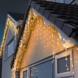 Instalatie Craciun Yoto, Tip Franjuri/Turturi, 12 M, 300 Led-Uri, Prelungitor 1.5 M, 8 Jocuri De Lumini, Interconectabila, Conectare La Retea, Fir, Interior/Exterior, Alb Cald - vivimall.ro