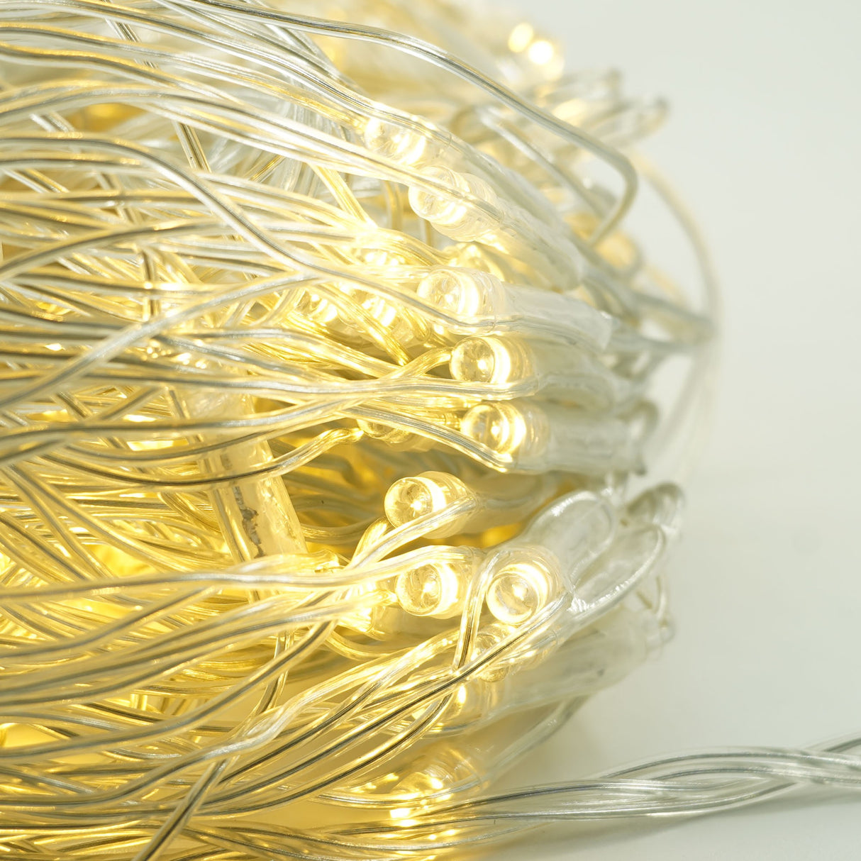 Instalatie Craciun Yoto, Tip Plasa, 3 m x 1 m, 160 LED-uri, Prelungitor 1.5 m, 8 Jocuri de Lumini, Interconectabila, Fir transparent, Interior/Exterior, Alb Cald - vivimall.ro