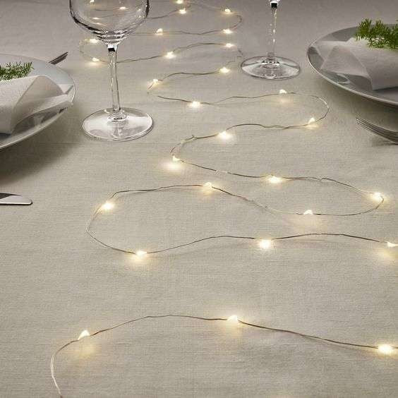 Instalatie De Craciun Cu Baterii Tip Liniar, 2 Jocuri De Lumini, Fir Cupru 10 M 100 Led -Uri