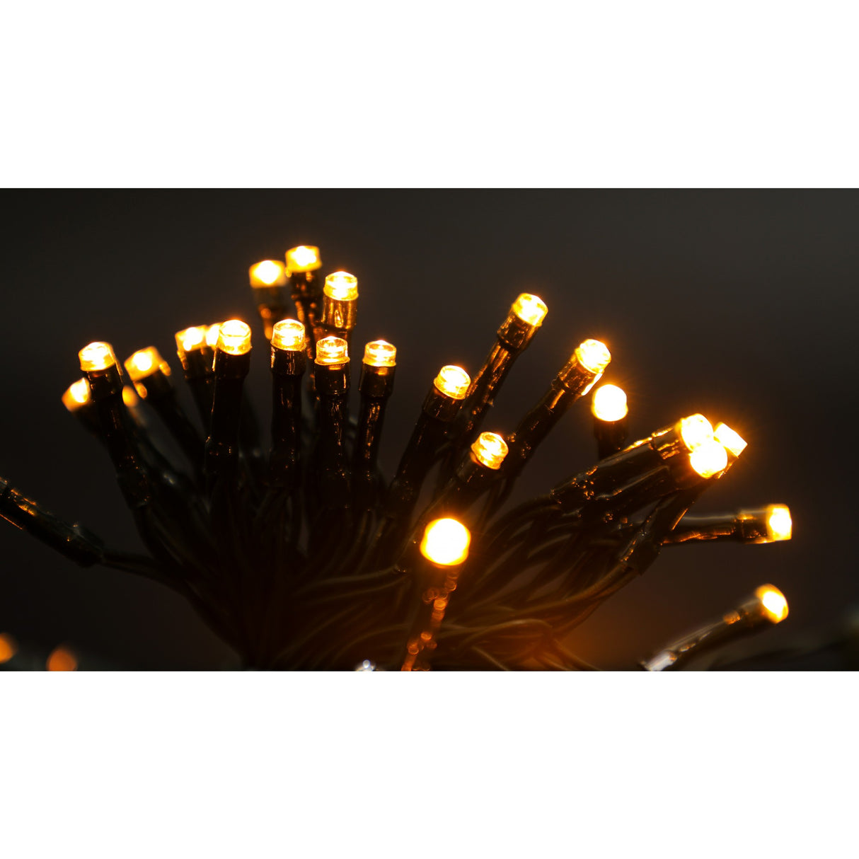 Instalatie De Craciun Cu Baterii Tip Liniar, 2 Jocuri De Lumini, Fir 5 M 50 Led -Uri, Alb Cald