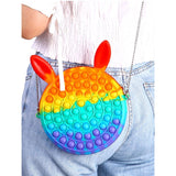 Jucarie antistres din silicon Flippy, Geanta Pop It, Iepuras, 16 cm, Curcubeu - vivimall.ro