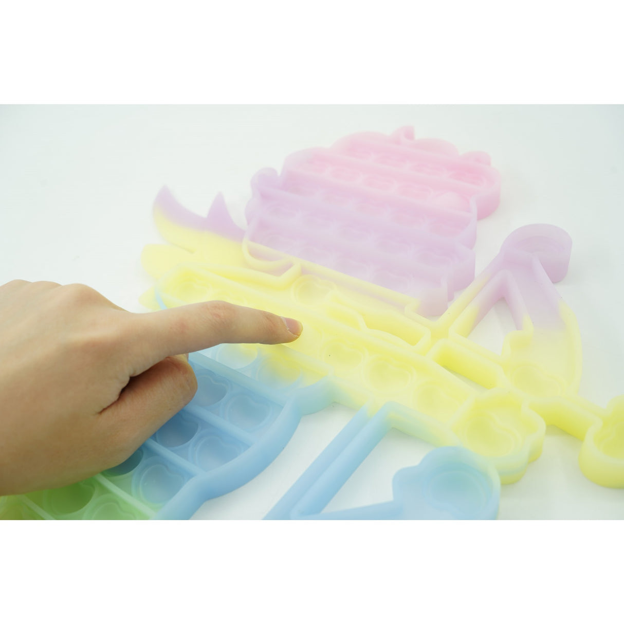 Jucarie antistres din silicon Flippy, Pop it Now and Flip It , 40x45 cm, Cupidon, Fosforescent, Multicolor - vivimall.ro