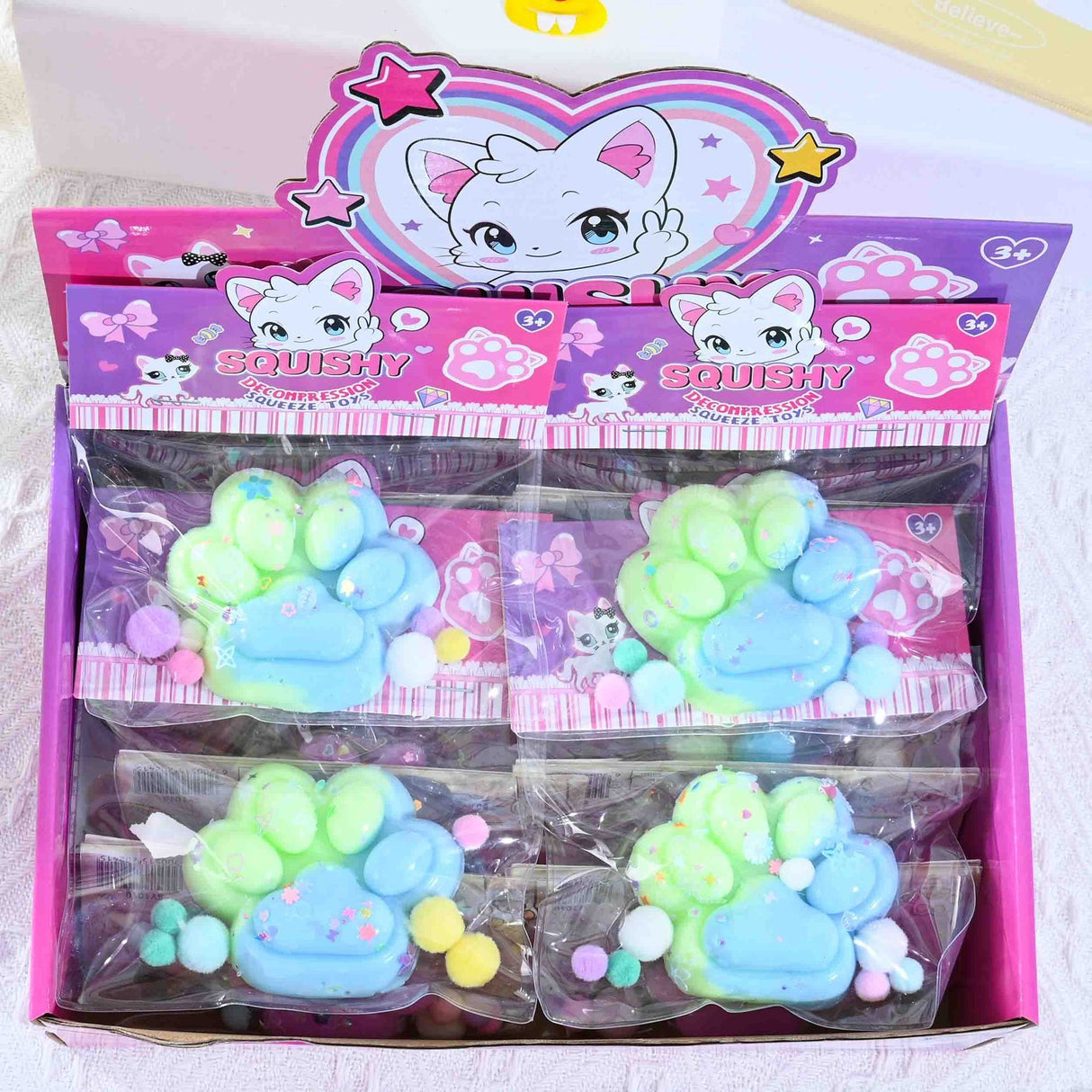 Jucarie Antistres Squishy, Cu Revenire Lenta, Labuta De Pisica Pufoasa, 7.5 Cm, Ambalaj , Multicolor