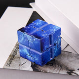 Jucarie Interactiva Antistres Cu Miscari Infinite, Cub Magic, 3 Ani, 4X4X4Cm, Albastru - vivimall.ro