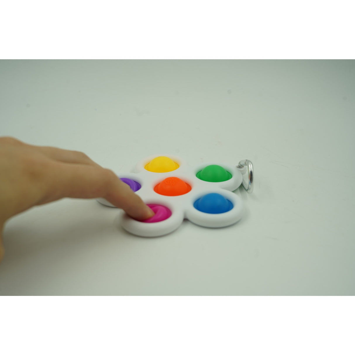 Jucarie Push Pop Bubble Fidget, Pop It, Breloc Antistres, Floare, Multicolor/Alb - vivimall.ro