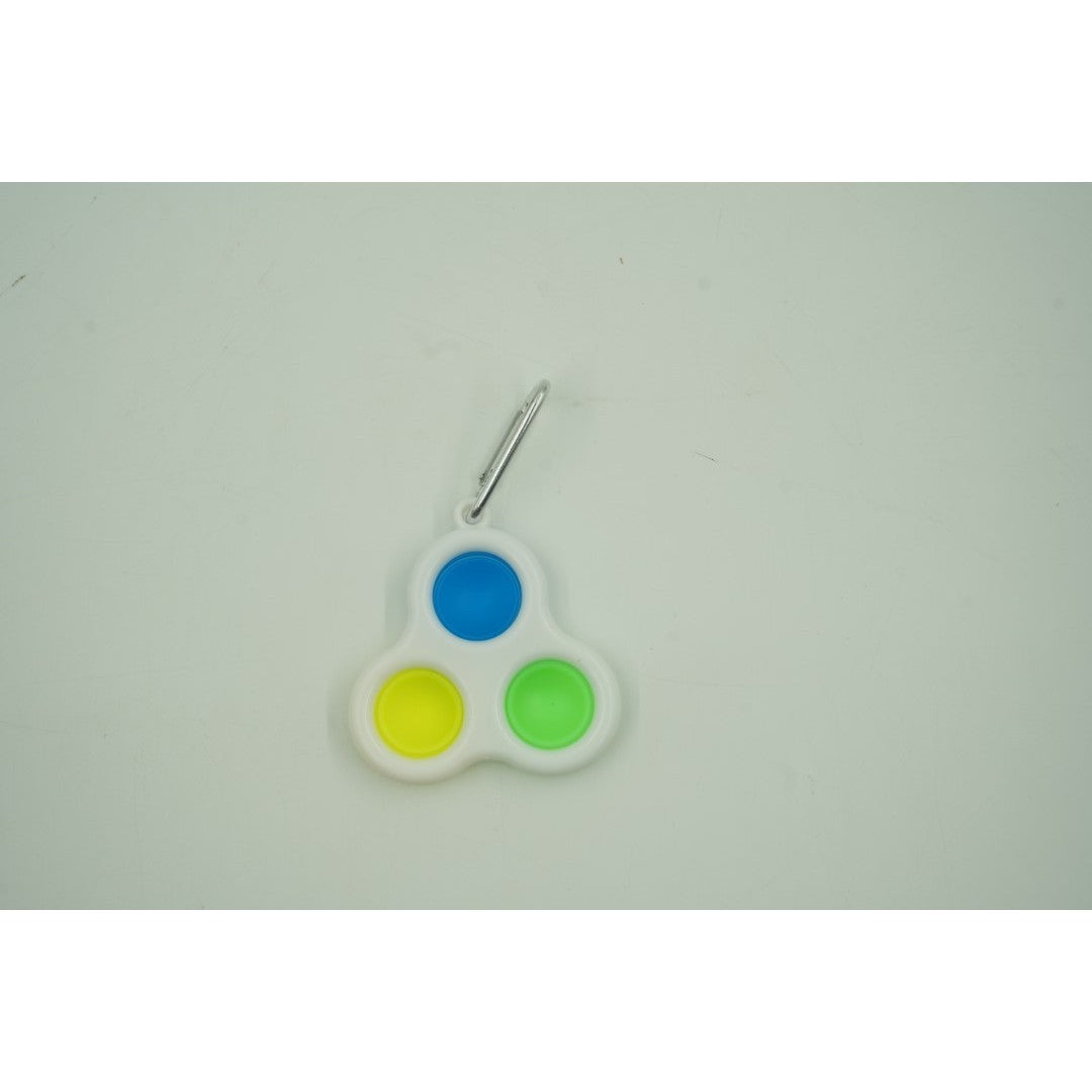 Jucarie Senzoriala Antistres, Simple Dimple, Tip Breloc, Triunghi, 8 Cm, Alb