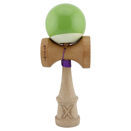 Kendama X Originala, Profesionala, Flippy, Big Cups V2, Super Sticky cu Cupe Mari, din lemn 18 cm, Rulment Metalic cu Ata 55 cm, Verde deschis/Alb - vivimall.ro