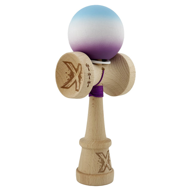 Kendama X Originala, Profesionala, Vivimall, Cupe Mari KING SIZE V3, Rubber Grip, Gaura in Baza, Rulment Metalic, din lemn 18 cm, Ata 55 cm, Gradient Albastru deschis/Alb/Mov - vivimall.ro