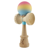 Kendama X Originala, Profesionala, Vivimall, Cupe Mari KING SIZE V3, Rubber Grip, Gaura in Baza, Rulment Metalic, din lemn 18 cm, Ata 55 cm, Gradient Roz/Galben/Albastru deschis - vivimall.ro
