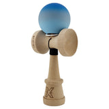 Kendama X Originala, Profesionala, Vivimall, Cupe Mari KING SIZE V3, Rubber Grip, Gaura in Baza, Rulment Metalic, din lemn 18 cm, Ata 55 cm, Gradient Albastru/Gri/Albastru deschis - vivimall.ro