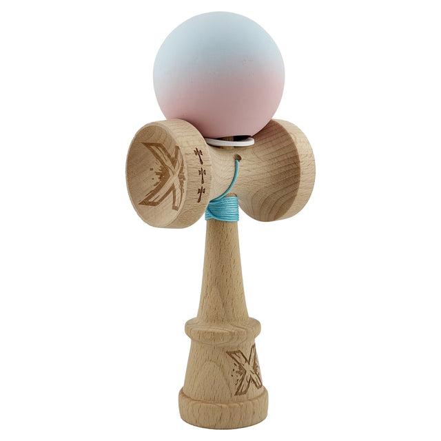 Kendama X Originala, Profesionala, Vivimall, Cupe Mari KING SIZE V3, Rubber Grip, Gaura in Baza, Rulment Metalic, din lemn 18 cm, Ata 55 cm, Gradient Albastru deschis/Roz - vivimall.ro