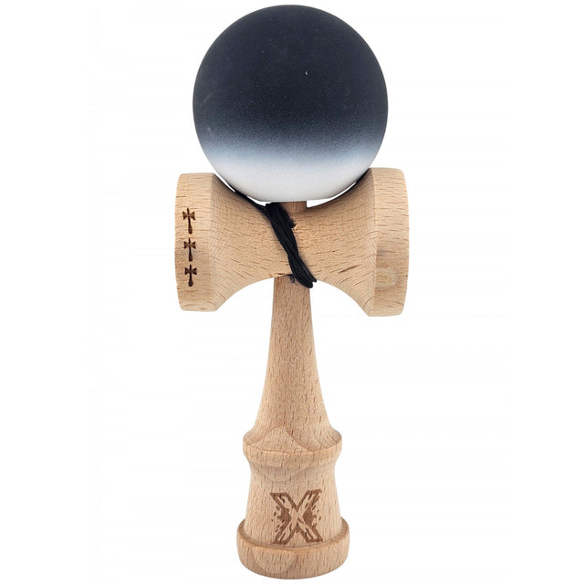 Kendama X Originala, Profesionala, Flippy, Big Cups V2, Rubber Grip cu Cupe Mari, Rulment Metalic cu Ata 55 cm,-Gradient Alb/Negru - vivimall.ro