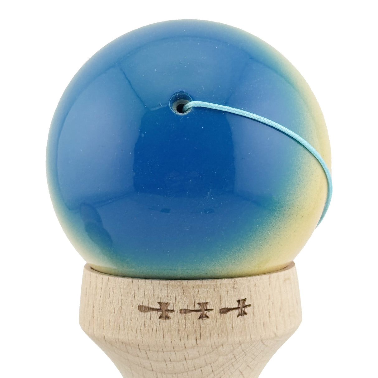 Kendama X Originala, Profesionala, Flippy, Super Sticky cu Cupe Mari KING SIZE V3, Gaura in Baza, Rulment Metalic, din lemn 18 cm, Ata 62/65 cm, Gradient Albastru/Galben/Rosu - vivimall.ro
