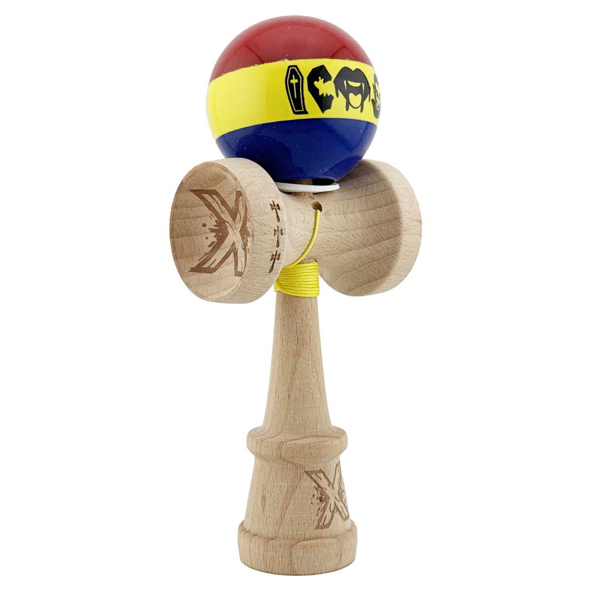 Kendama originală profesională Tricolor Vampir Dracula, vedere frontală completă, lemn natural 18 cm