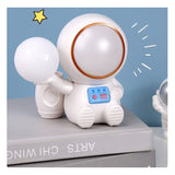 Lampa de Veghe 2in1, Flippy, Lampa, Ascutitoare si Spatiu Depozitare, Model Astronaut, Incarcare USB, din ABS, 12 x 7 x 11 cm, Lumina Led, Multicolor