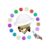 Lampa De Veghe Cu Telecomanda In Forma De Saturn 3D Saturn Light 16 Culori, Alimentare Baterii, Stand Lemn Inclus, 15 Cm
