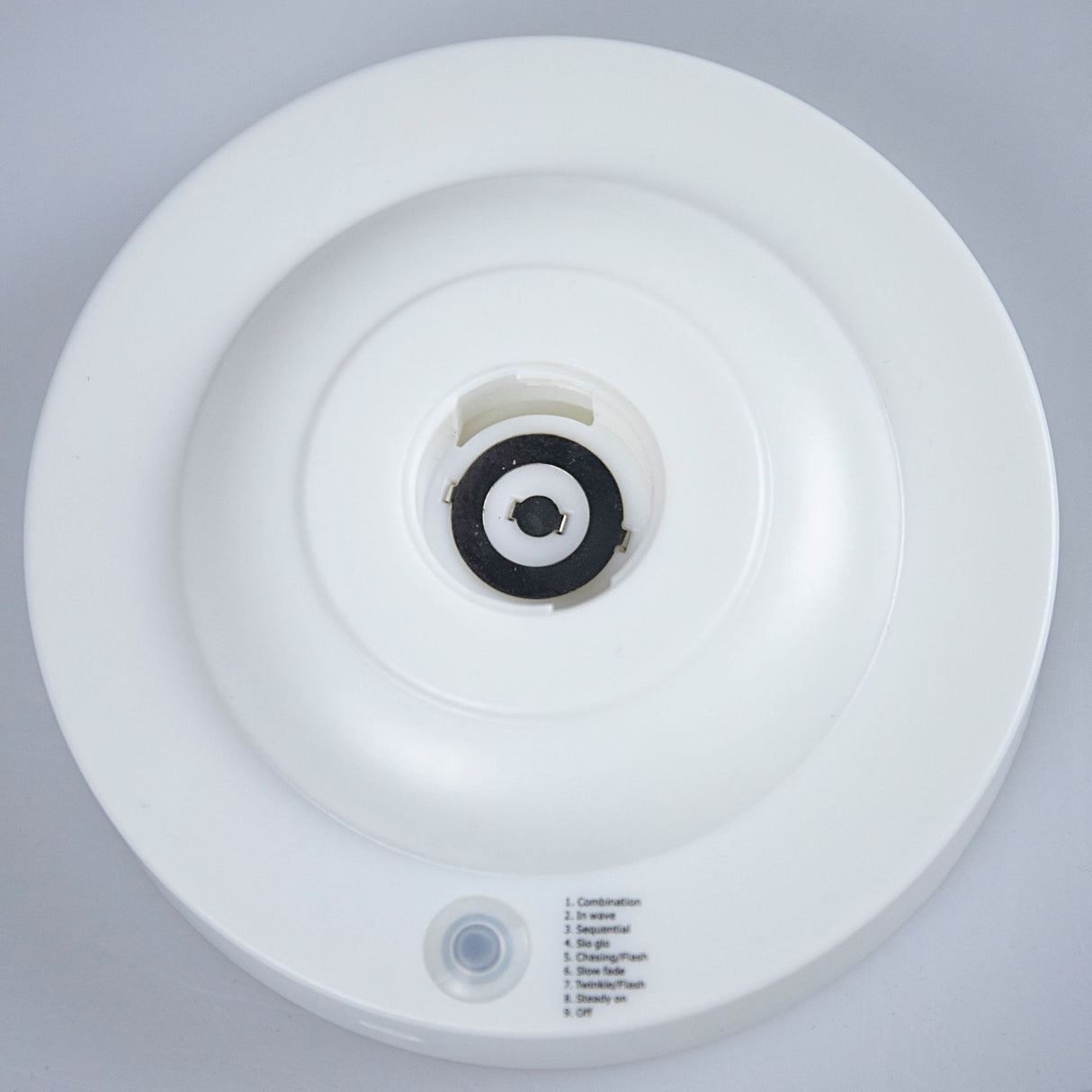 Lampa De Veghe Led Cu Baterii Si Usb