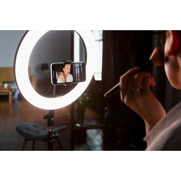 Lampa LED Circulara cu Trepied Metalic Extensibil, Flippy, Rotativa 360 de Grade, Lungime Extensie 210 cm, Diametru Lampa 26 cm, Conectare USB, Telecomanda, 3 Trepte de Lumina, Negru