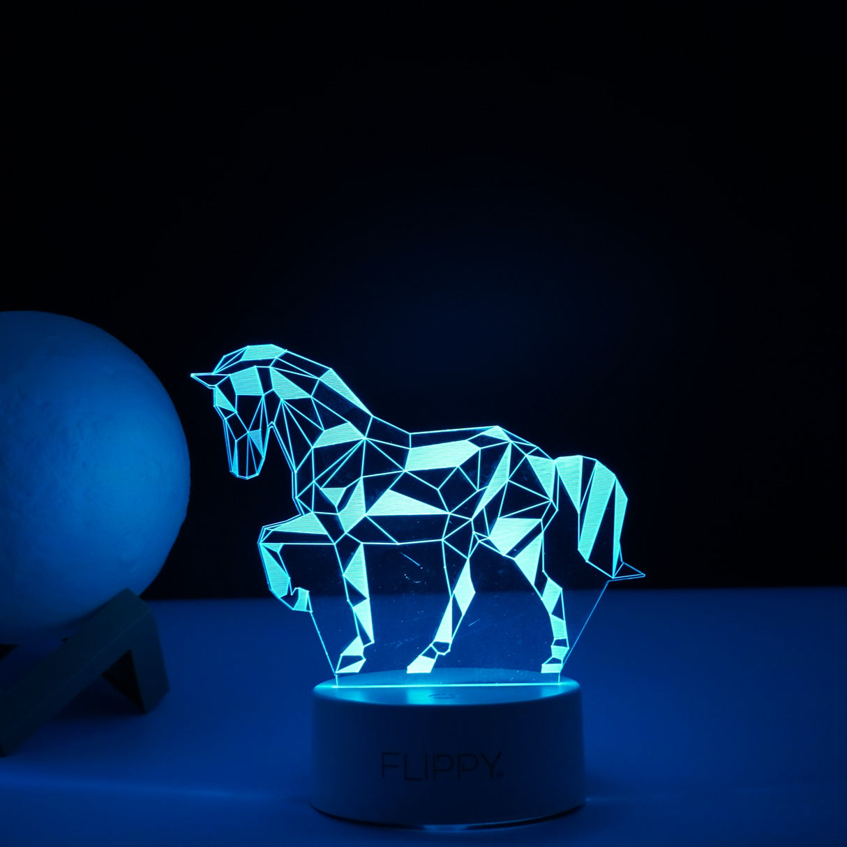 Lampa Led Decorativa, 3D, Cal, Cu Telecomanda, Doua Moduri De Alimentare Usb Si Baterii, 20 Cm Inaltime, Din Material Acril Si Lumina A, Alb - vivimall.ro