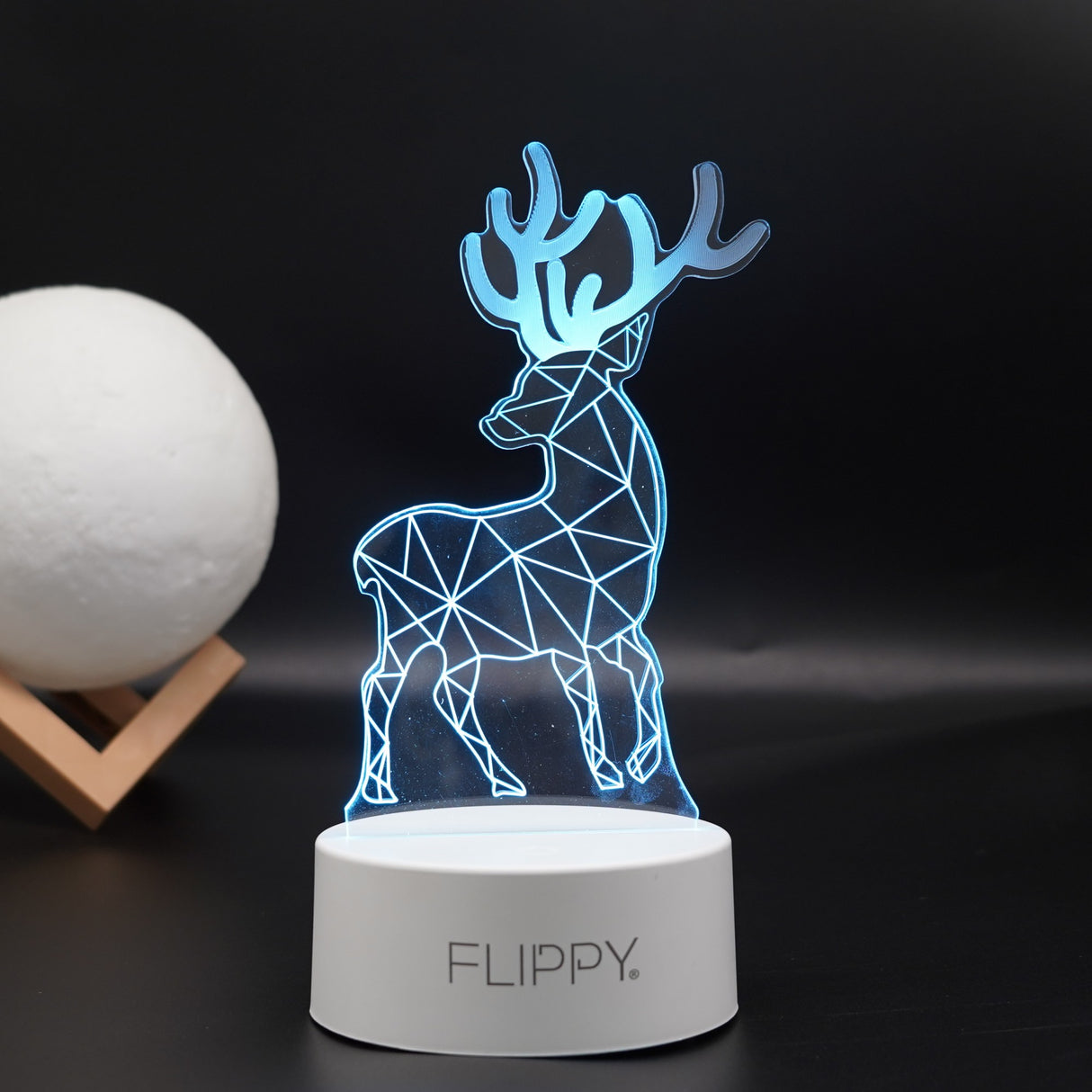 Lampa Led Decorativa, 3D, Cerb, Cu Telecomanda, Doua Moduri De Alimentare Usb Si Baterii, 20 Cm Inaltime, Din Material Acril Si Lumina A, Alb - vivimall.ro